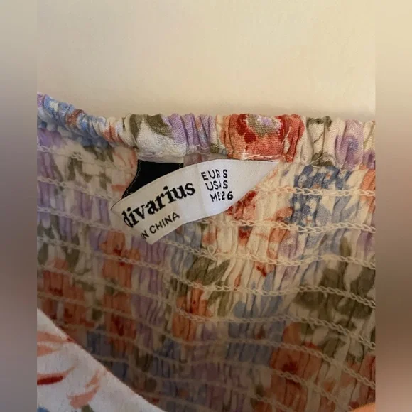 Stradivarius floral crop top - worn once size S - Picture 4 of 4